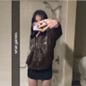 Meet your Posher, Maggie